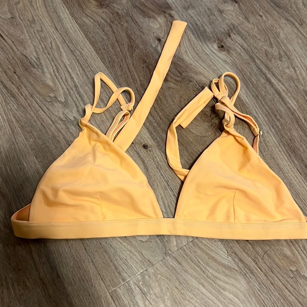 Monday Swimwear Bikini Set in Blush Peach